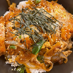 ข้าวหน้าหมูทอดคัตซึด้ง