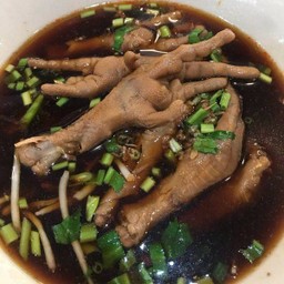 เกาเหลาตีนไก่