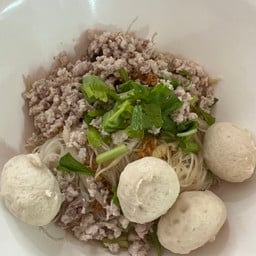 ลูกชิ้นหมู + หมูสับ แห้ง