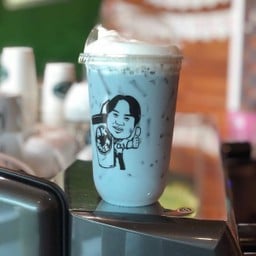 ชาอัญชัญนม เย็น