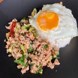 สุกี้ชามยามดึก