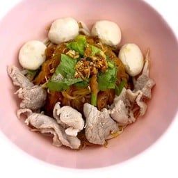 ลูกชิ้นหมู + หมูหมัก แห้ง  แห้ง