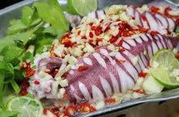 หมึกไข่นึ่งมะนาว