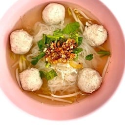 ลูกชิ้นเอ็น เอ็น นำใส