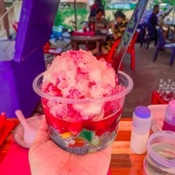 ก๋วยเตี๋ยวไก่มะระ ตัวเมืองแปดริ้ว