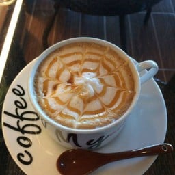 คาราเมลสวีท ร้อน