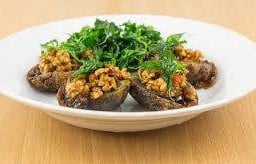 ไข่เยี่ยวม้ากระเพรากรอบ กับข้าว