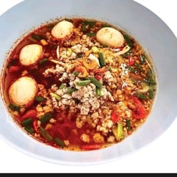 ลูกชิ้นหมู + หมูสับ น้ำต้มยำ