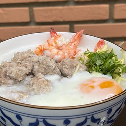 ลูกชายเจ๊เค็ง  โจ๊กต้นตำหรับตลาดเก่าสุพรรณบุรี  วัดไร่ขิง