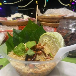 ยำแหนมพี่ดรีม หมู่บ้าน The Nice คลอง3