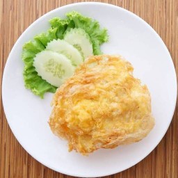 หญิงลี ข้าวไข่เจียว