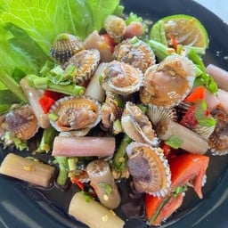 ร้านกลางเมืองซีฟู๊ดประตูลอด(ริมเขื่อนซีฟู๊ดฮาลาล) สาขา2ประตูลอด