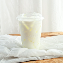 Iced Milky Vanilla นมสดวนิลาเย็น