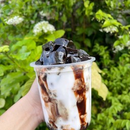 น้ำพริก หน่อไม้ต้มใบย่านาง แคปหมูไร้มัน สาขา 1