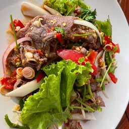 ยำหมูมะนาว