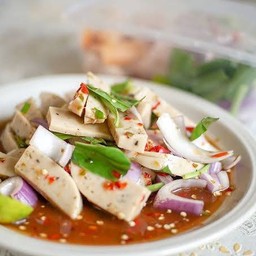 ยำหมูยอ