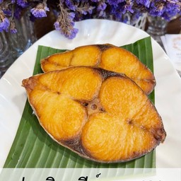 ปลาอินทรีย์ทอด+ยำมะม่วง