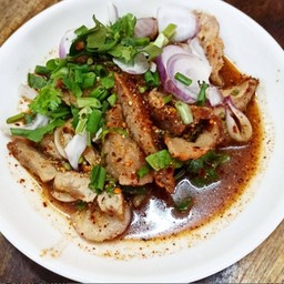 น้ำตกคอหมู