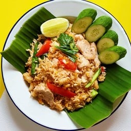 ข้าวผัดโบราณหมู