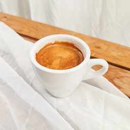 Hot Americano อเมริกาโน่ร้อน