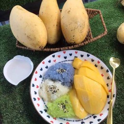 เจ้จอยข้าวเหนียวมะม่วงสามสีสาขา2