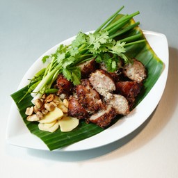 ไส้กรอกหมูวุ้นเส้น