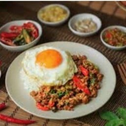 กระเพราแซ่บ ม.บ.เจ้าพระยาราชพฤกษ์