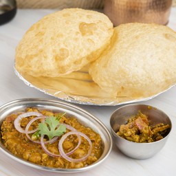 Cholle Bhatura