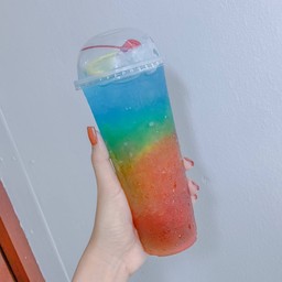 เรนโบว์โซดาปั่น