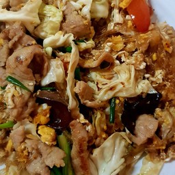 วุ้นเส้นผัดไข่ใส่หมู ราดข้าว
