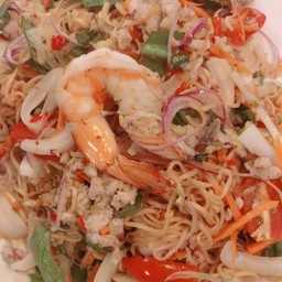 ยำมาม่า