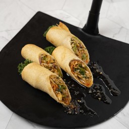 VEGETABLE SPRING ROLL