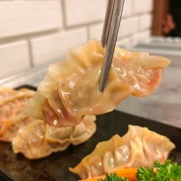 มันดูแซ่บซี๊ด  6  ชิ้น