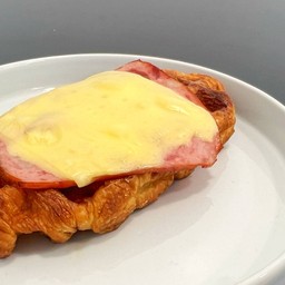Croffle Ham & Cheese