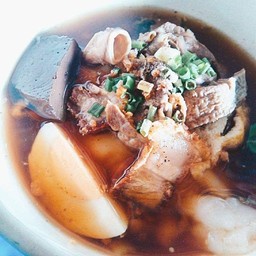 ก๊วยจั๊บ