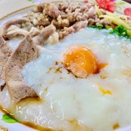 โจ๊กนิราวิลล์  โจ๊ก, ต้มเลือดหมู, ข้าวต้มหมู