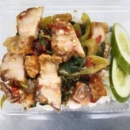 ร้านหมูกร๊อบ..กรอบ พูนสิน3