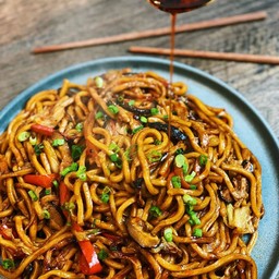 Vegetable Shanghai Noodles
