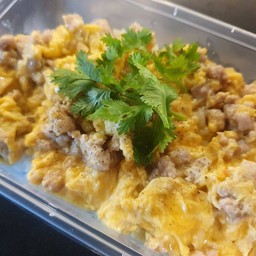 ข้าวไข่ข้นหมูสับ