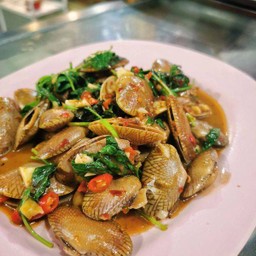หอยลายผัดพริกเผา