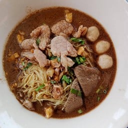 ทิพทองก๋วยเตี๋ยวเรืองแปดริ้ว