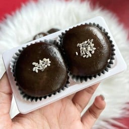 เปี๊ยะลาวาช็อคโกแลต