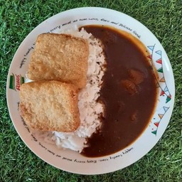 ข้าวแกงกะหรี่ ปลาทอดคัตสึ