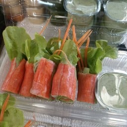 สลัดโรลปูอัด