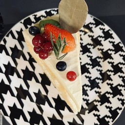 Forest Berries Cheese Cake