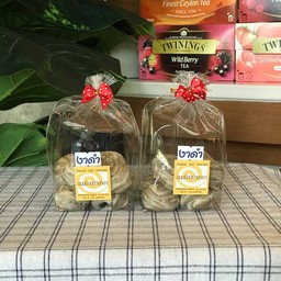 ขนมเปี๊ยะ(งาดำ)