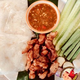 ชุดหมูอิ่มท้อง