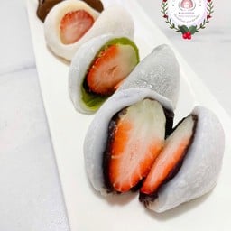 ชุดเซ็ตไดฟูกุสตอเบอรี่ Size M