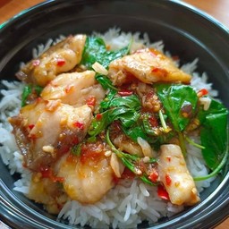 ข้าวกระเพราปลากะพง