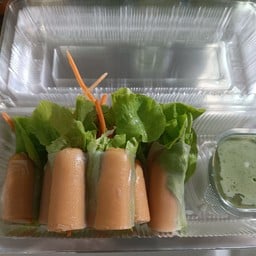สลัดโรลไส้กรอก